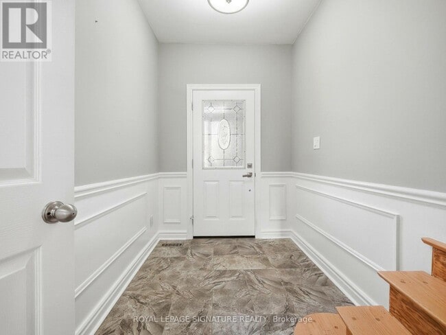 Building Photo - 23 Caldwell Crescent