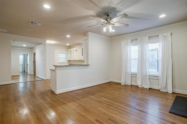 Foto del edificio - 3915 W 6th St