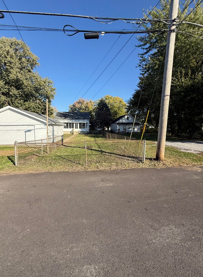 Foto del edificio - 418 McKinley Ave