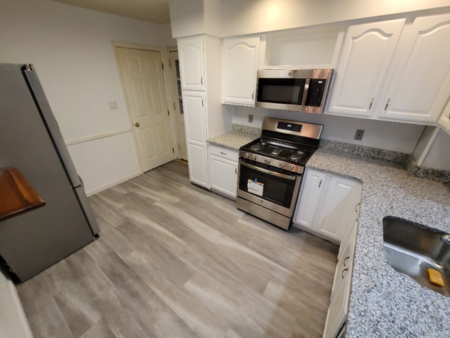 Photo - 1541 Fitzwatertown Rd (Willow Grove, PA) House