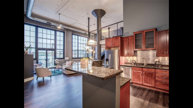 Building Photo - 4200 Laclede Ave