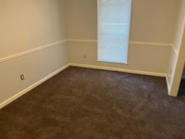 Foto del edificio - Available Now!