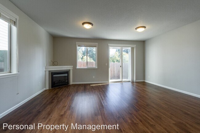 Building Photo - 3 br, 2.5 bath House - 11219 NE 14th Ct