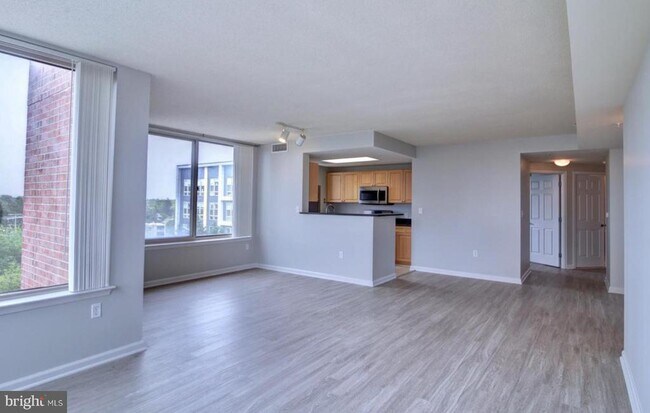 Foto del edificio - 2726 Gallows Rd
