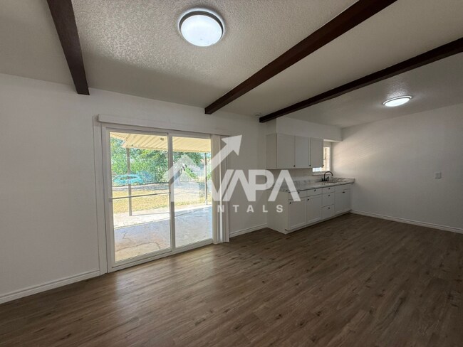 Building Photo - 4710 Bernadine Dr