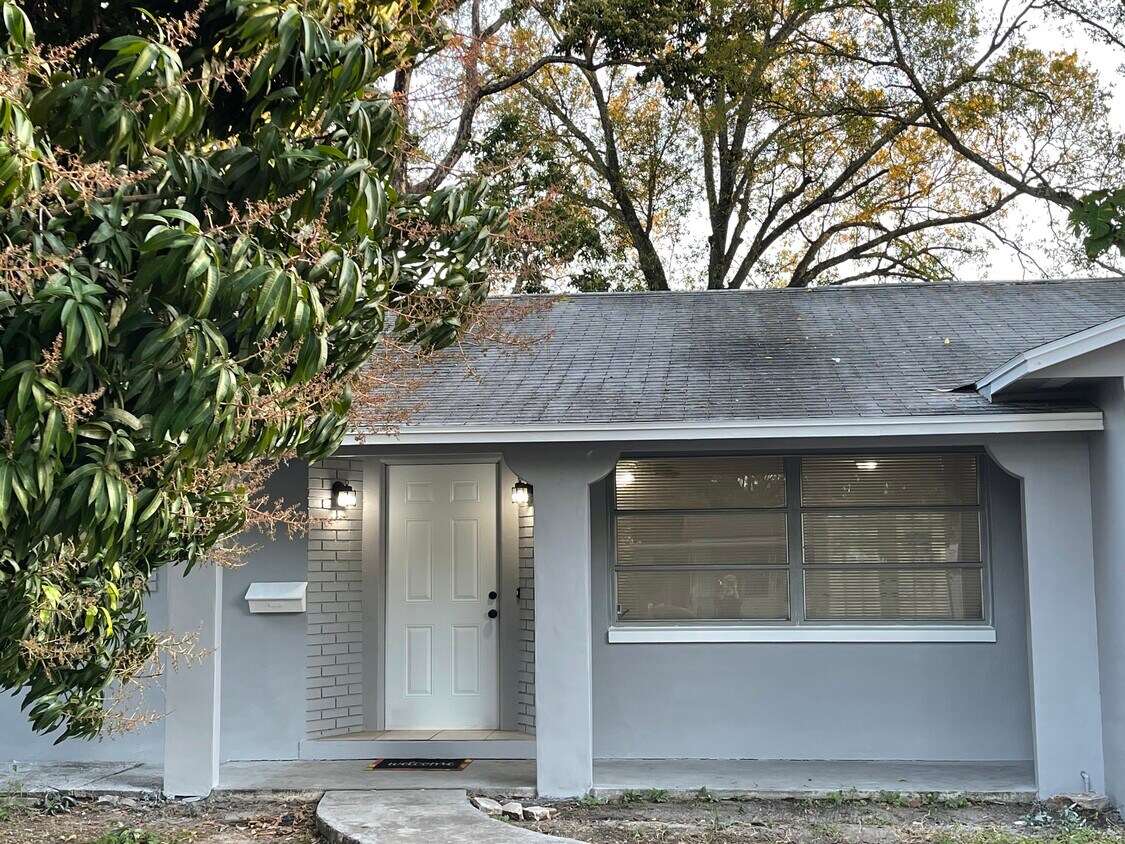 530 82nd Ave N, Saint Petersburg, FL 33702 House Rental in Saint