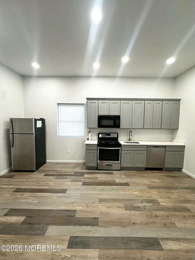 Building Photo - 55 Cutters Dock Rd