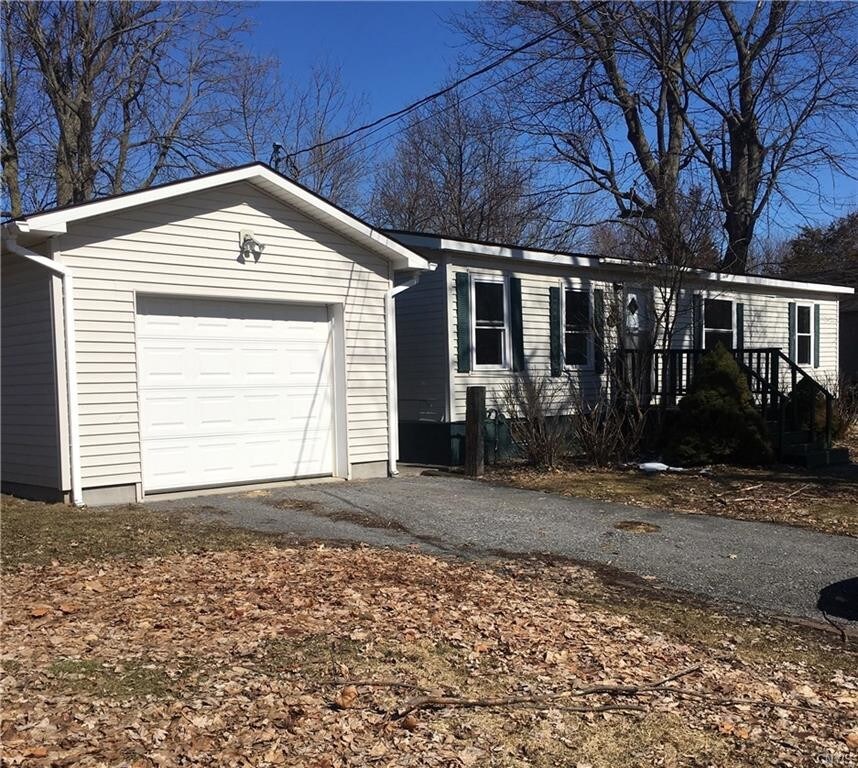 209 E Main St, Sackets Harbor, NY 13685 House Rental in Sackets