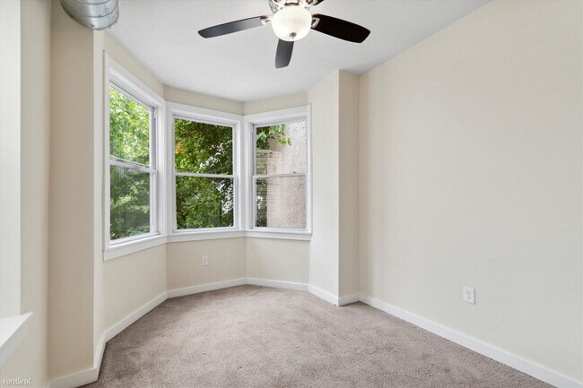 Building Photo - 3 br, 2 bath Duplex - 1947 N 18th St Unit 2