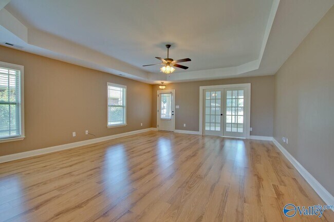 Foto del edificio - 5010 Montauk Trail SE