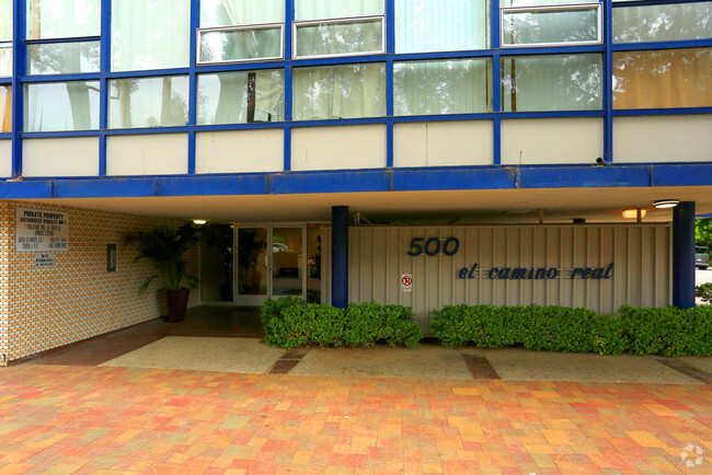 Entrance - 500 at Camino Real