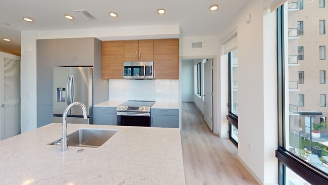 Interior Photo - 101 N Meridian
