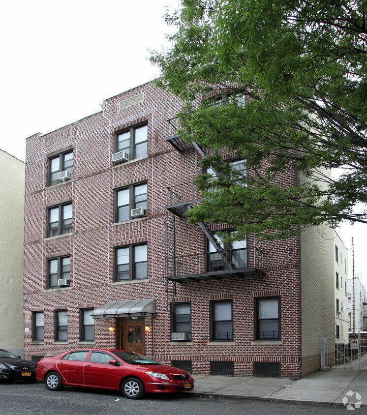 Building Photo - 1719 67th St