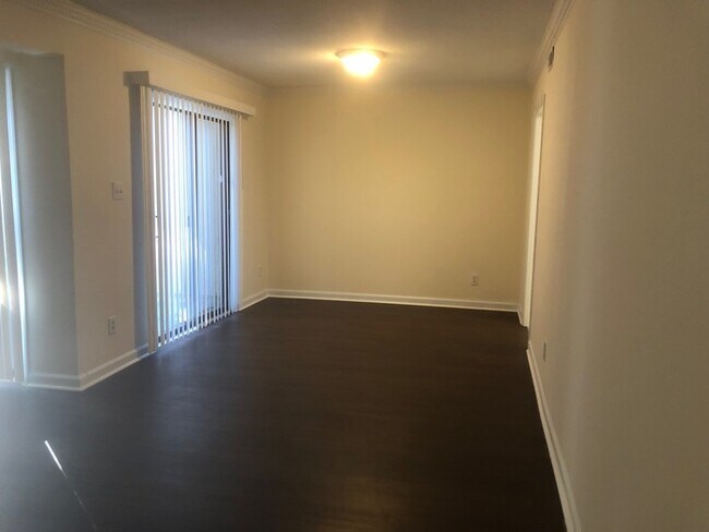 Building Photo - 4101-9 Five Oaks Drive, Durham, NC 27707