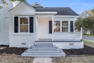 Building Photo - 1402 3rd Ave N