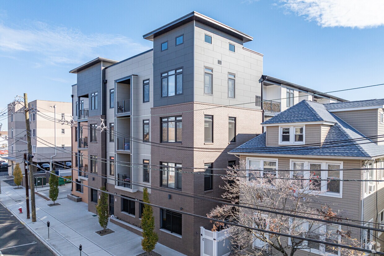 Foto principal - 35 W Price St