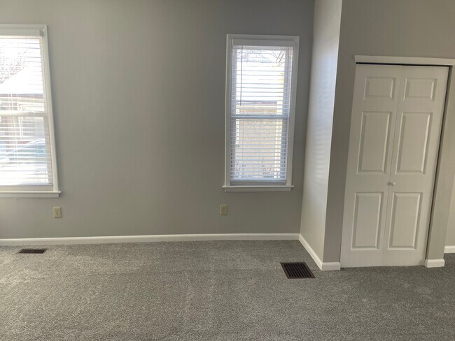 Foto del edificio - 109 Creston Ave