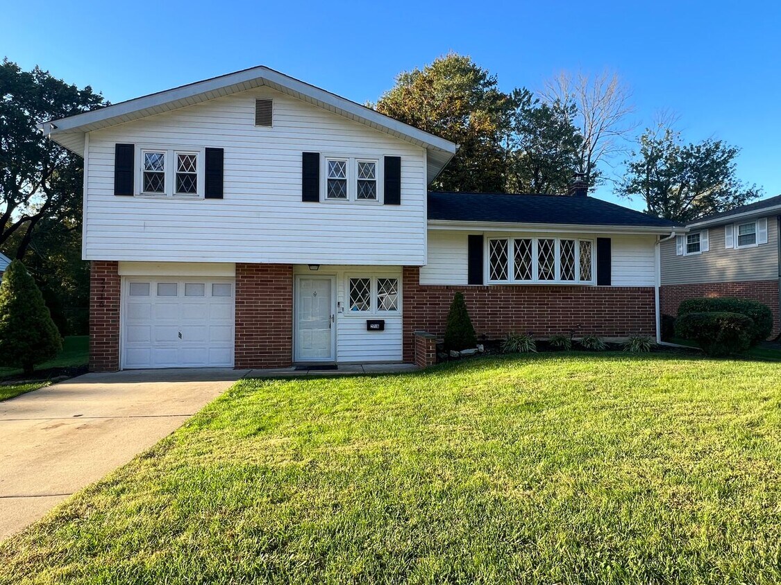 2716 Bardell Dr, Wilmington, DE 19808 House Rental in Wilmington, DE