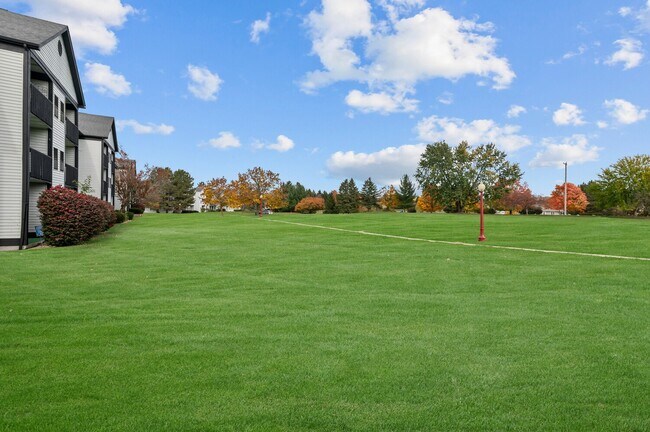 Foto del edificio - Fairfax Apartments - Lansing, MI