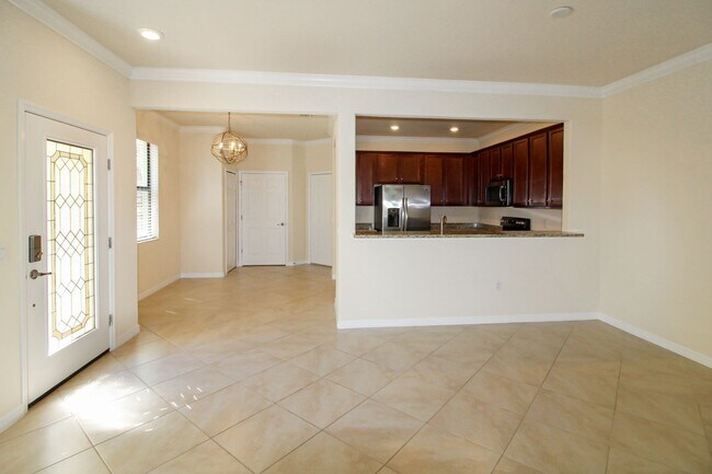 Building Photo - Gran Paradiso Annual Townhome for Rent