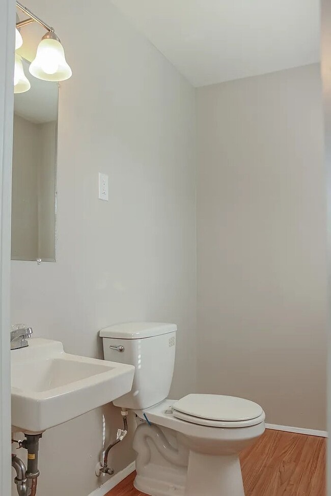 Building Photo - 116 Kevin Ct