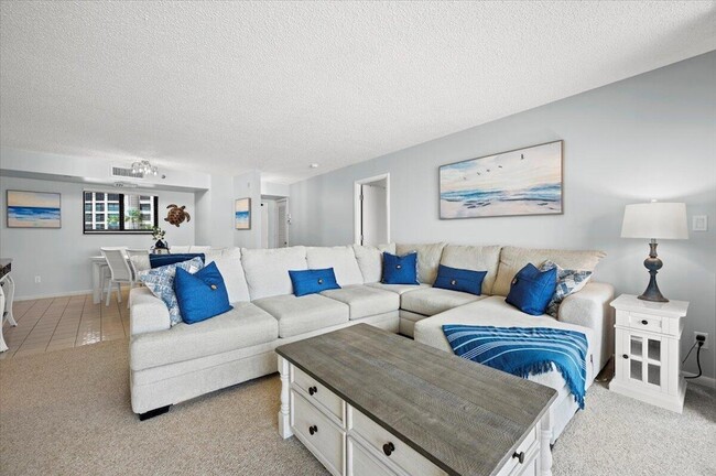 Foto del edificio - 100 Ocean Trail Way