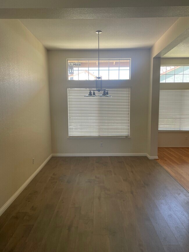 Foto del edificio - 4317 Escambia Ct