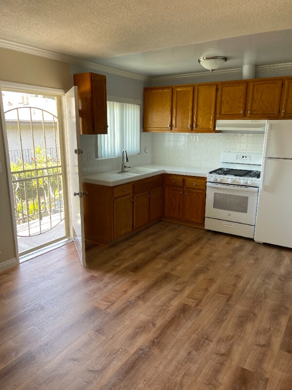 Foto principal - 4321 Inglewood Blvd