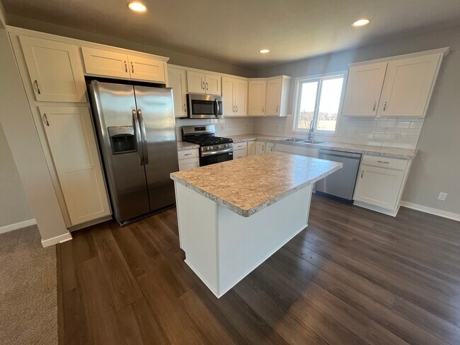 Foto del edificio - 3865 Elm Ridge Dr