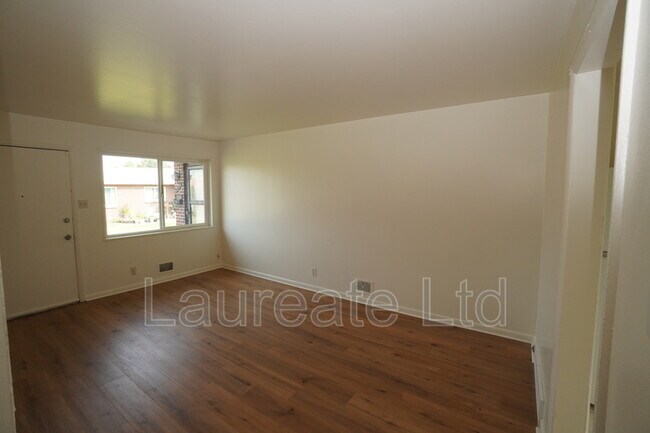 Foto del edificio - 4481 E Yale Ave