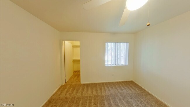 Building Photo - 7885 W Flamingo Rd