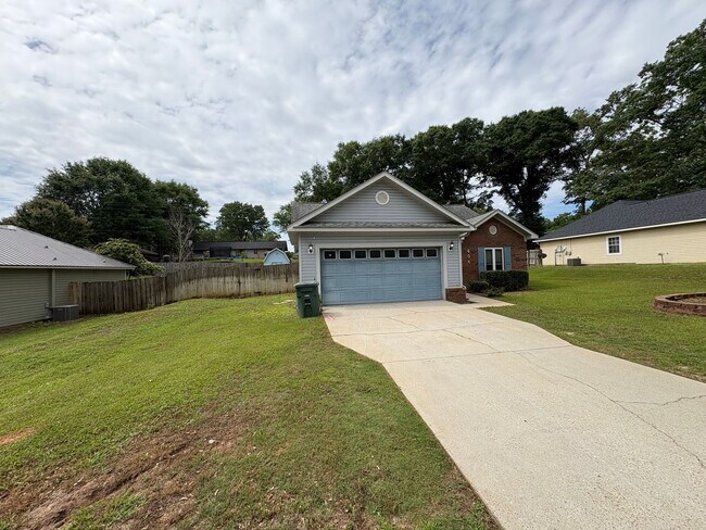 Foto del edificio - Available July!