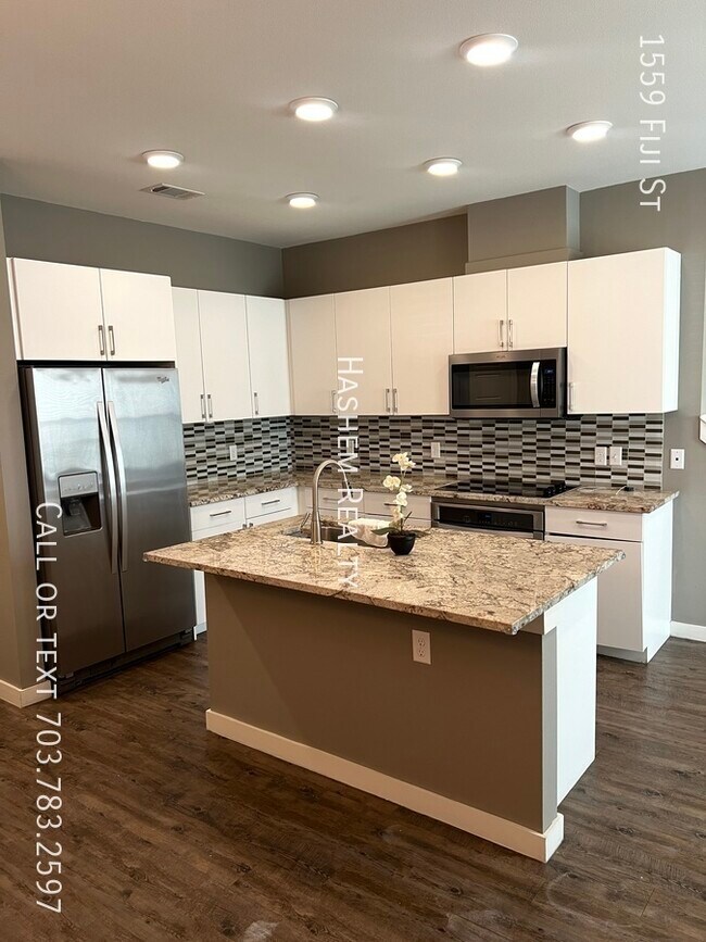 Building Photo - WELCOME HOME!!!