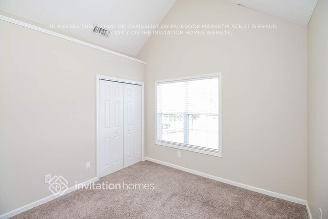 Building Photo - 190 Oakview Trce