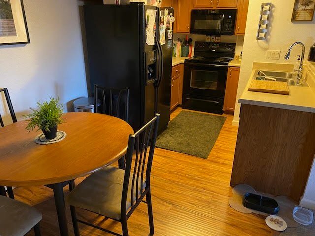 Building Photo - 1720 E Thunderbird Rd