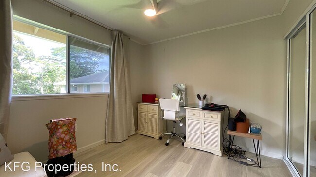 Building Photo - 3 br, 2 bath House - 95-1075 Koolani Dr #327