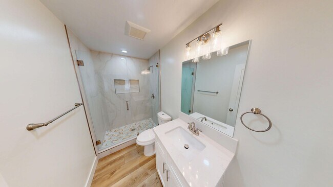 Foto del edificio - 6255-6257 Stewart St.
