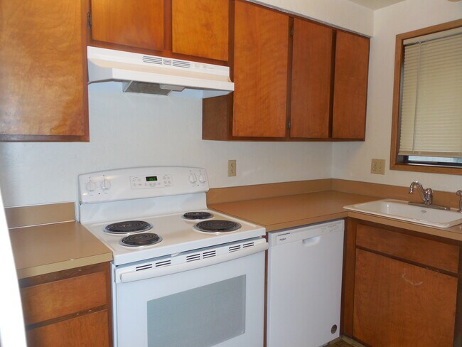 Cocina - 1507 Fetters Loop