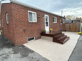 Building Photo - 4283 Beechgrove Dr