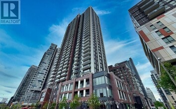 Building Photo - 130 River St