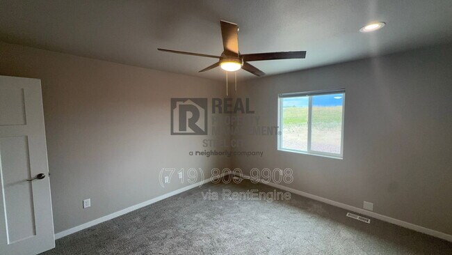 Foto del edificio - 4041 Barela Ln
