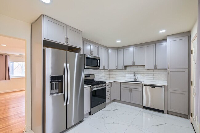 Foto del edificio - 1542 W Fargo Ave