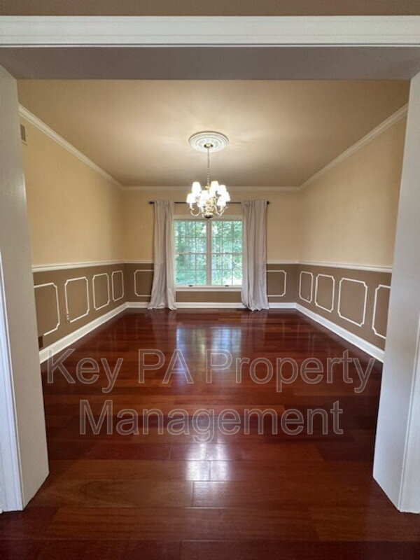 Foto del edificio - 16 Brookhollow Dr