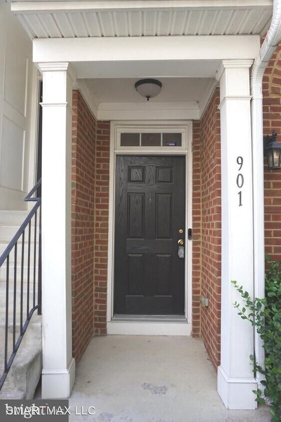 Foto principal - 2 br, 2.5 bath House - 901 Pine Forest Ln