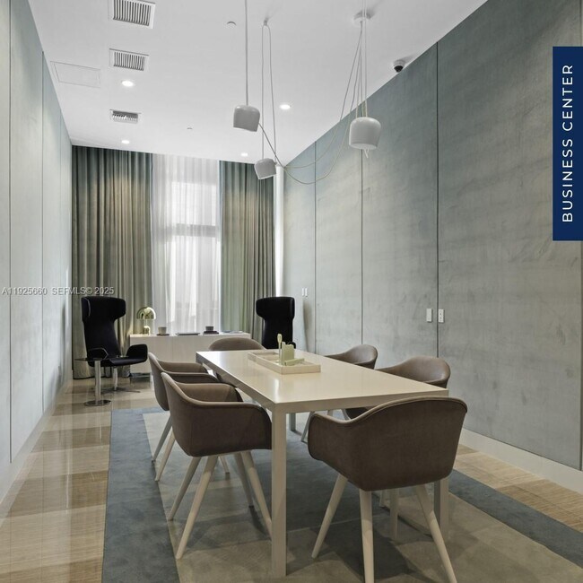 Foto del edificio - 2000 Metropica Wy