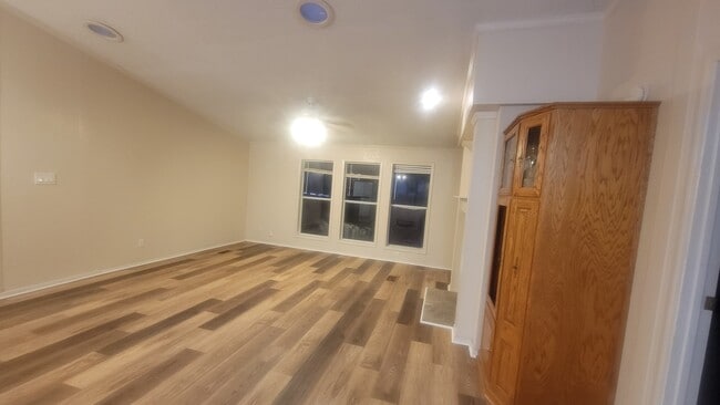 Foto del edificio - 9455 Tranquil Acres Rd