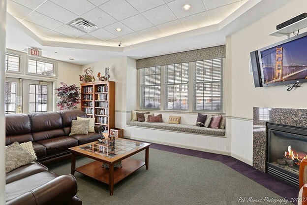 Foto del edificio - 200 Chickering Rd