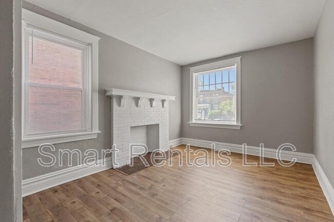 Building Photo - 3941 Shaw Blvd