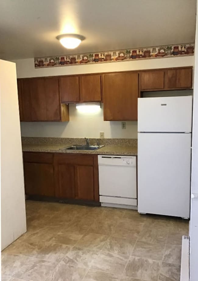 Building Photo - 3-Bedroom, 1-Bath Duplex on Mountain View Drive