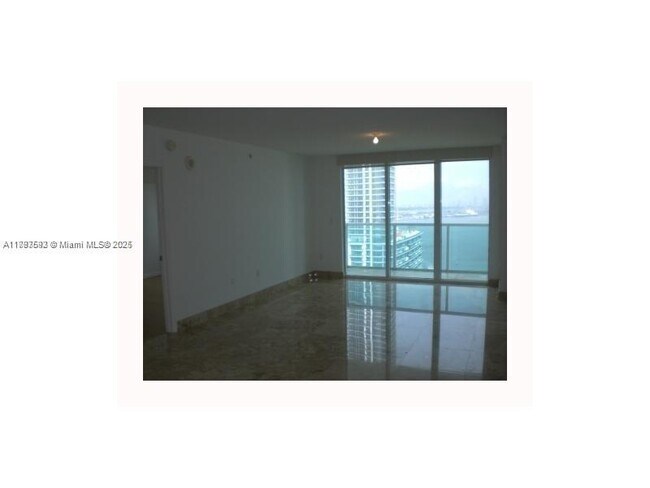 Foto del edificio - 31 SE 5th St
